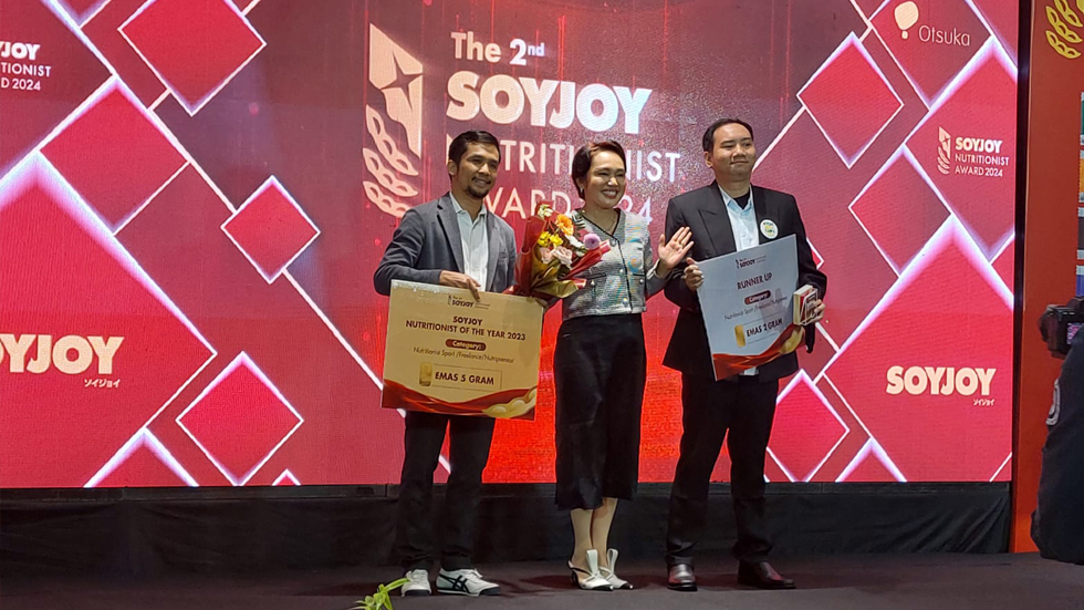 Dosen Departemen Ilmu Gizi FK Undip Raih Penghargaan SOYJOY Nutritionist Award 2024